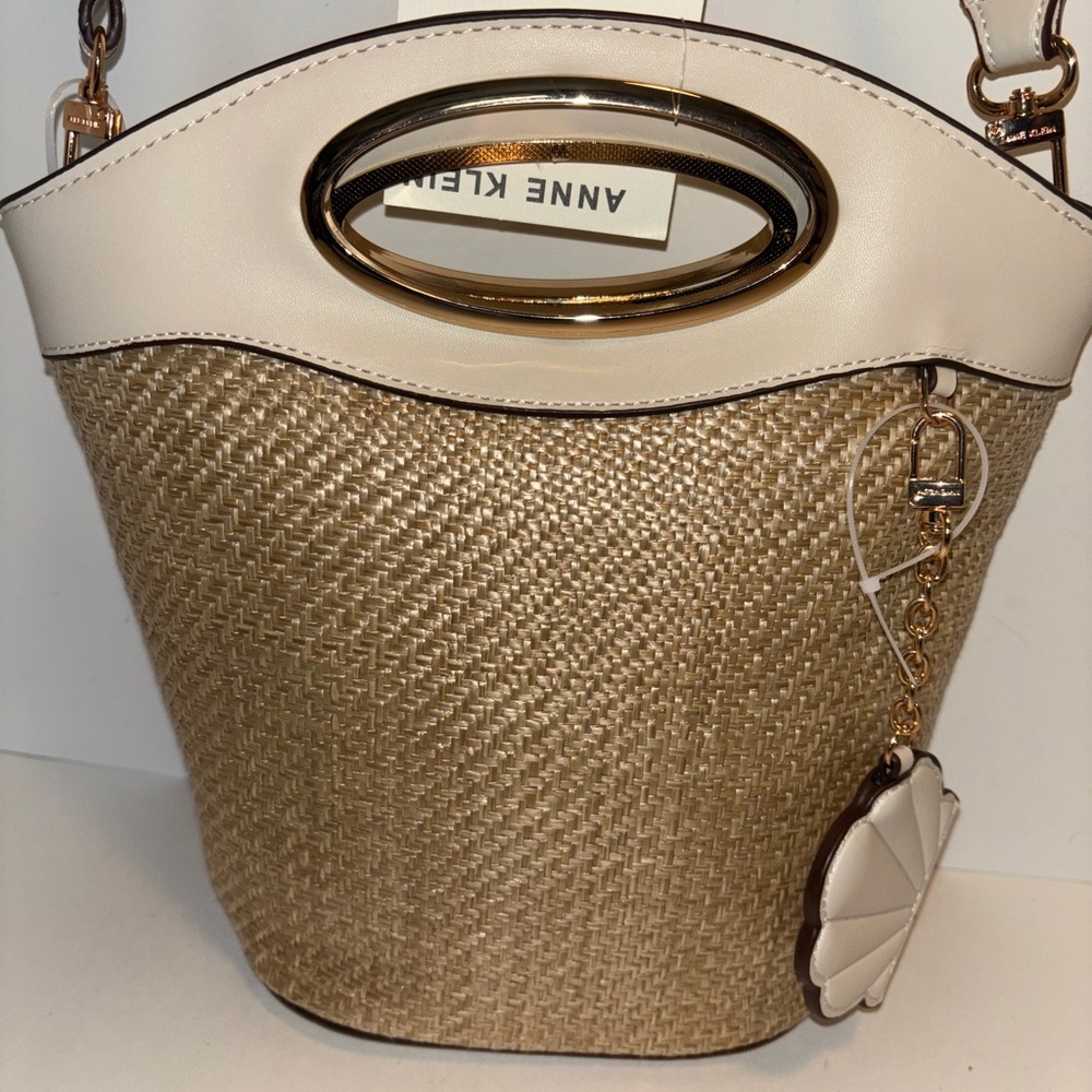 Anne Klein Tan and Cream Bucket Crossbody NWT